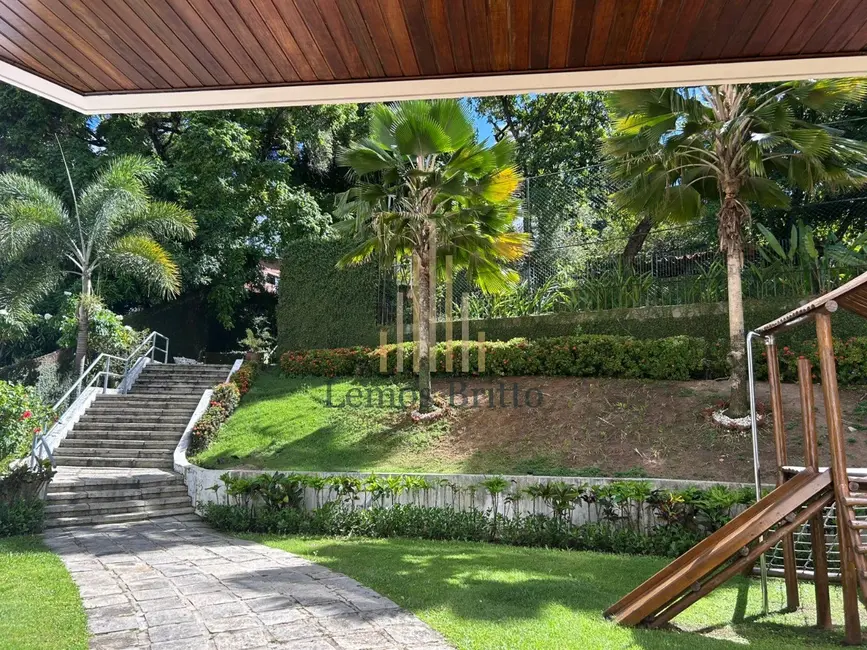 Foto 5 de Apartamento com 3 quartos para alugar, 150m2 em Vitória, Salvador - BA