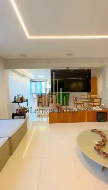 Apartamento com 3 quartos à venda, 194m2 em Pituba, Salvador - BA - imagem 2 Foto 2 de Apartamento com 3 quartos à venda, 194m2 em Pituba, Salvador - BA
