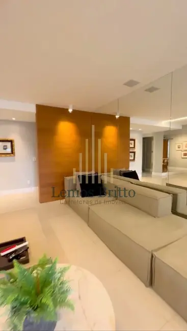 Apartamento com 3 quartos à venda, 194m2 em Pituba, Salvador - BA - imagem 3 Foto 3 de Apartamento com 3 quartos à venda, 194m2 em Pituba, Salvador - BA