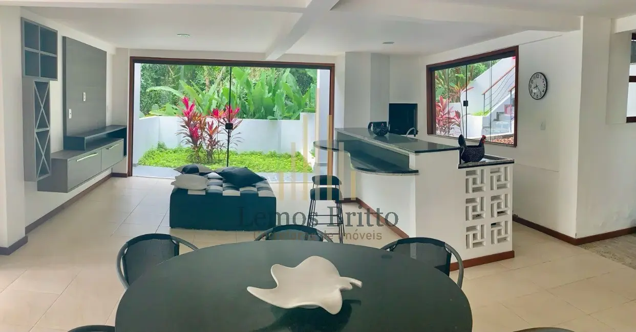 Foto 3 de Casa com 3 quartos à venda e para alugar, 384m2 em Portão, Lauro De Freitas - BA