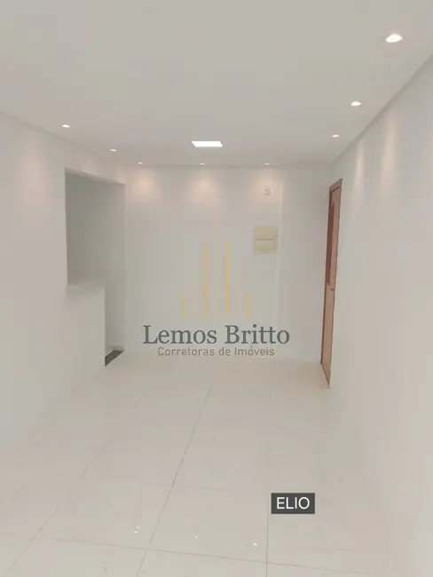 Foto 1 de Apartamento com 3 quartos para alugar, 68m2 em Itapuã, Salvador - BA