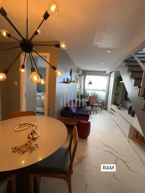 Foto 1 de Apartamento com 2 quartos à venda, 90m2 em Ondina, Salvador - BA