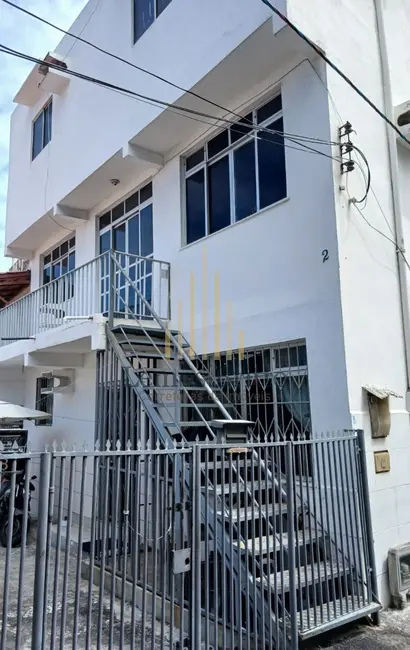 Casa com 3 quartos à venda, 10m2 em Itapuã, Salvador - BA - imagem 2 Foto 2 de Casa com 3 quartos à venda, 10m2 em Itapuã, Salvador - BA