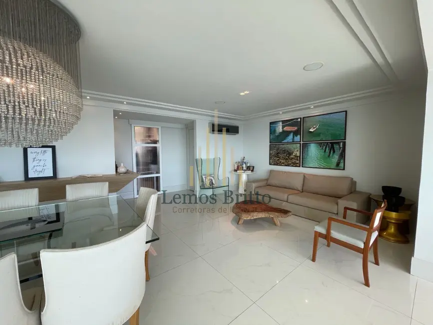 Apartamento com 2 quartos à venda, 181m2 em Barra, Salvador - BA - imagem 3 Foto 3 de Apartamento com 2 quartos à venda, 181m2 em Barra, Salvador - BA