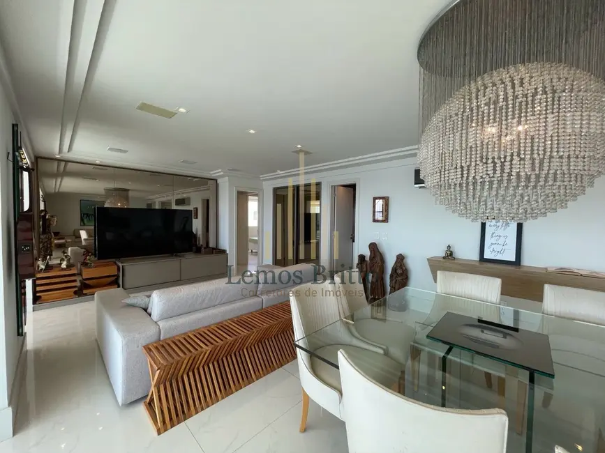 Apartamento com 2 quartos à venda, 181m2 em Barra, Salvador - BA - imagem 4 Foto 4 de Apartamento com 2 quartos à venda, 181m2 em Barra, Salvador - BA