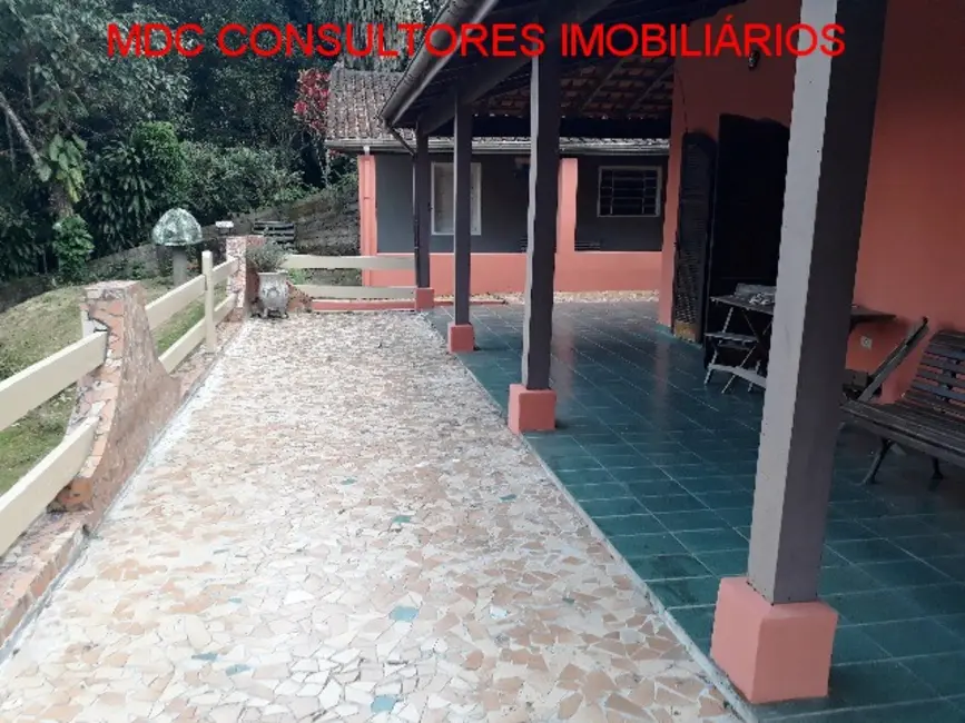 Foto 2 de Casa com 3 quartos à venda, 280m2 em Martim de Sá, Caraguatatuba - SP
