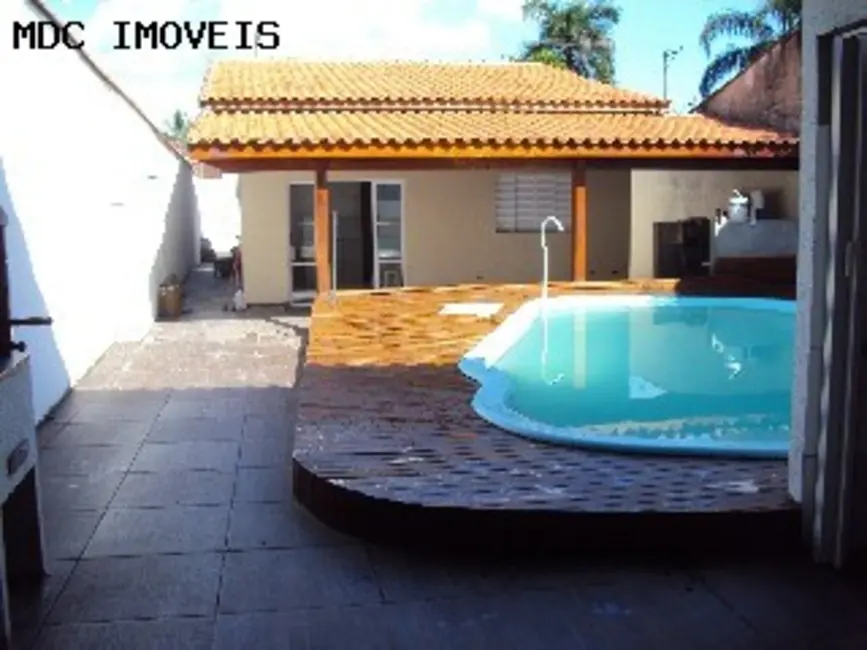Foto 1 de Casa com 3 quartos à venda, 150m2 em Jardim Nomar, Caraguatatuba - SP