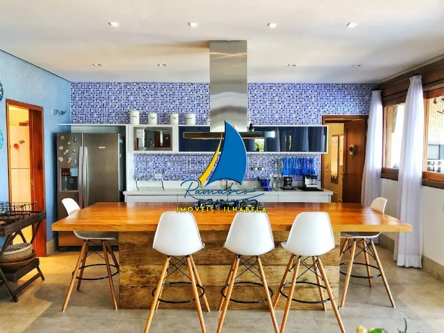 Foto 8 de Casa de Condomínio com 9 quartos à venda, 910m2 em Ilhabela - SP