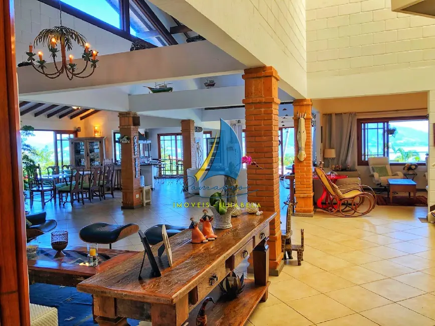 Foto 3 de Casa com 8 quartos à venda, 654m2 em Ilhabela - SP
