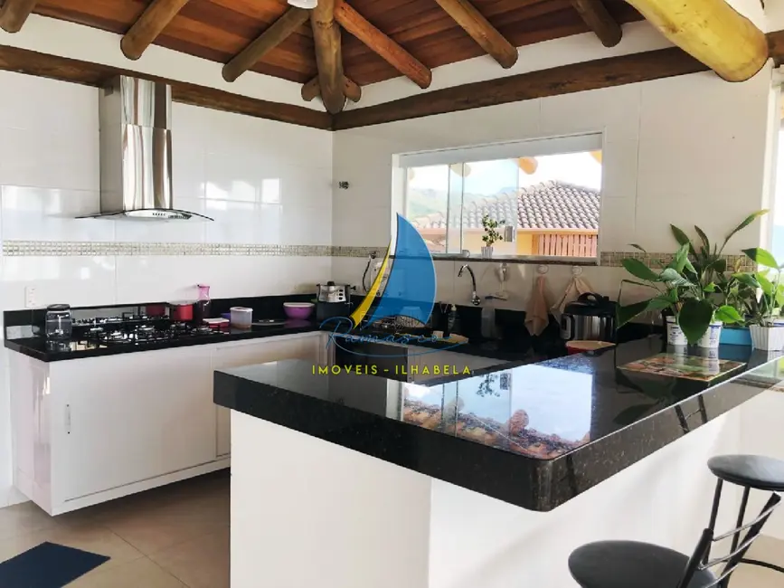 Foto 4 de Casa com 4 quartos à venda, 428m2 em Ilhabela - SP