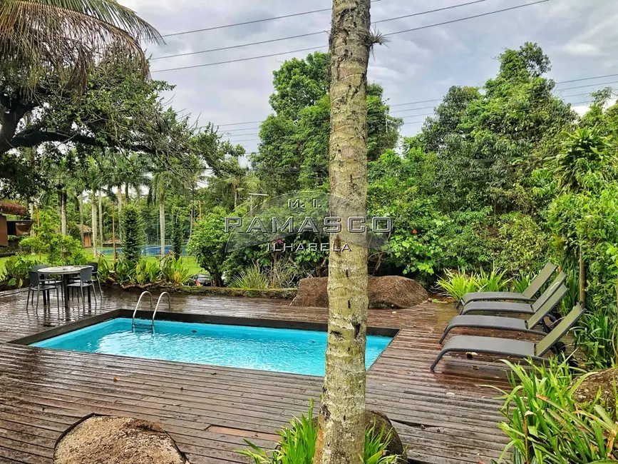 Foto 2 de Casa de Condomínio com 5 quartos à venda, 179m2 em Ilhabela - SP