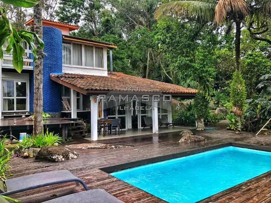 Foto 1 de Casa de Condomínio com 5 quartos à venda, 179m2 em Ilhabela - SP