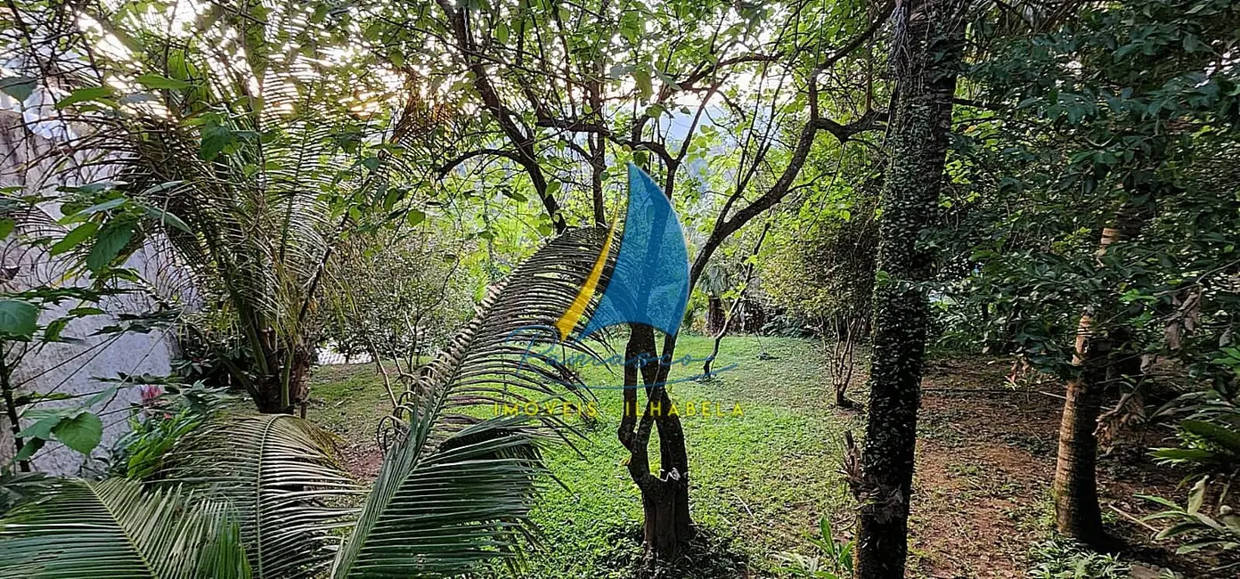Foto 6 de Casa com 8 quartos à venda, 303m2 em Barra Velha, Ilhabela - SP