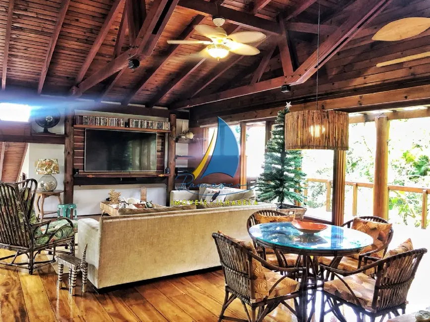 Foto 3 de Casa de Condomínio com 5 quartos à venda, 432m2 em Ilhabela - SP