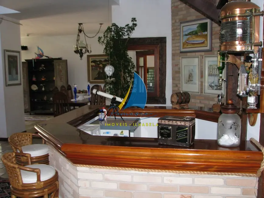 Foto 7 de Casa com 6 quartos à venda, 650m2 em Ilhabela - SP