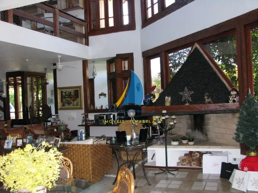 Foto 6 de Casa com 6 quartos à venda, 650m2 em Ilhabela - SP