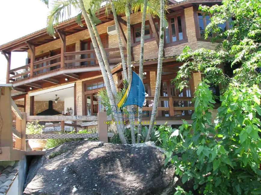 Foto 3 de Casa com 6 quartos à venda, 650m2 em Ilhabela - SP