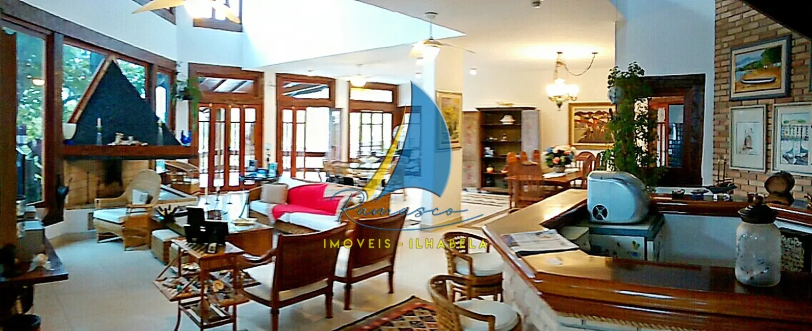 Foto 9 de Casa com 6 quartos à venda, 650m2 em Ilhabela - SP