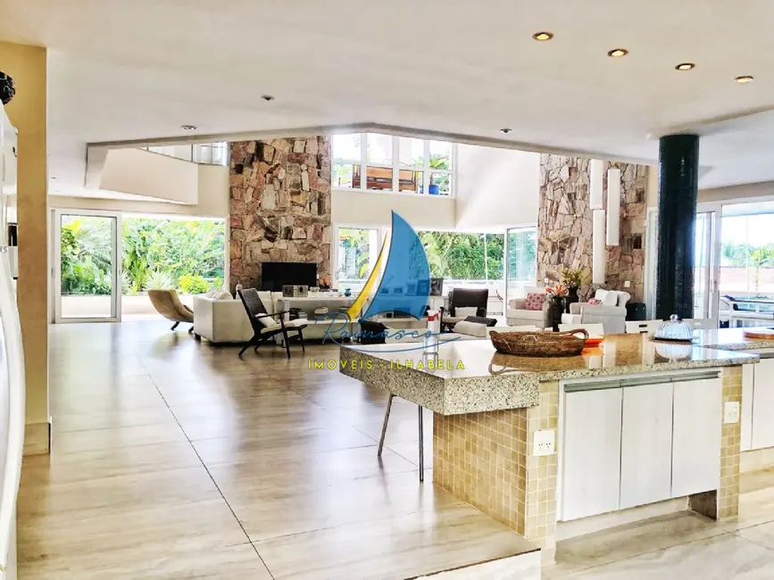 Foto 6 de Casa com 8 quartos à venda, 791m2 em Ilhabela - SP