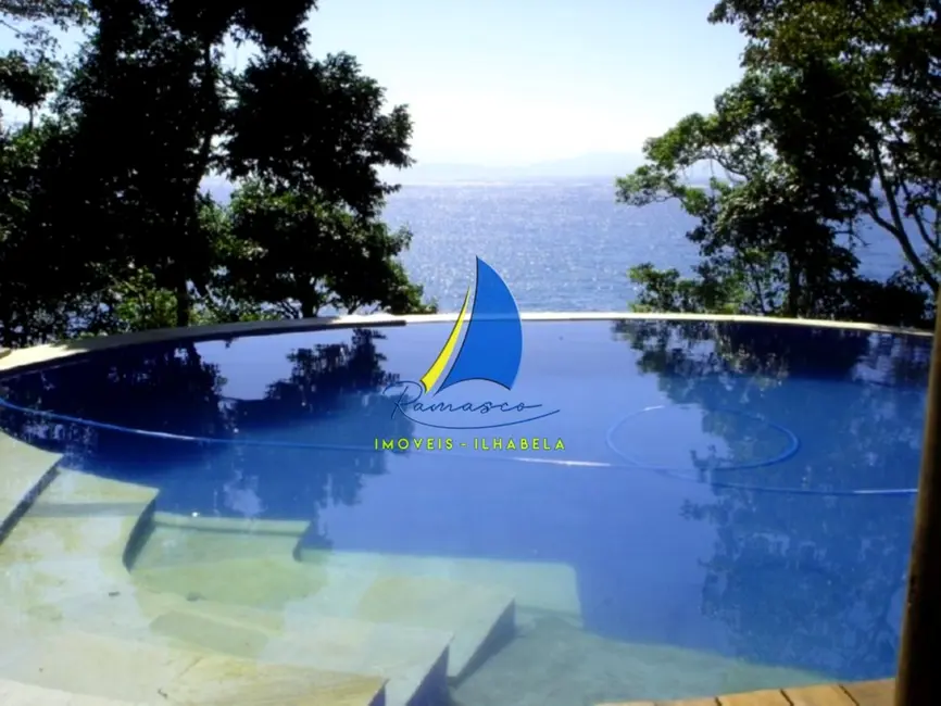 Casa com 4 quartos à venda, 700m2 em Ilhabela - SP - imagem 1 Foto 1 de Casa com 4 quartos à venda, 700m2 em Ilhabela - SP