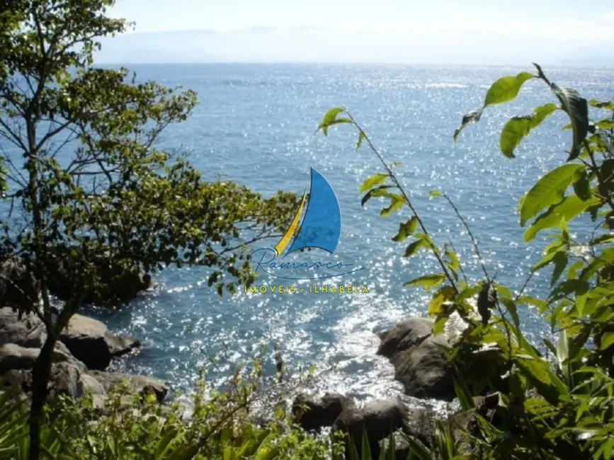 Casa com 4 quartos à venda, 700m2 em Ilhabela - SP - imagem 3 Foto 3 de Casa com 4 quartos à venda, 700m2 em Ilhabela - SP