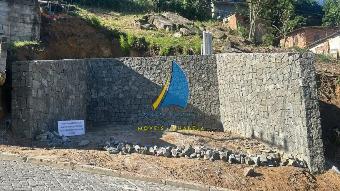 Foto 2 de Terreno / Lote à venda, 323m2 em Barra Velha, Ilhabela - SP