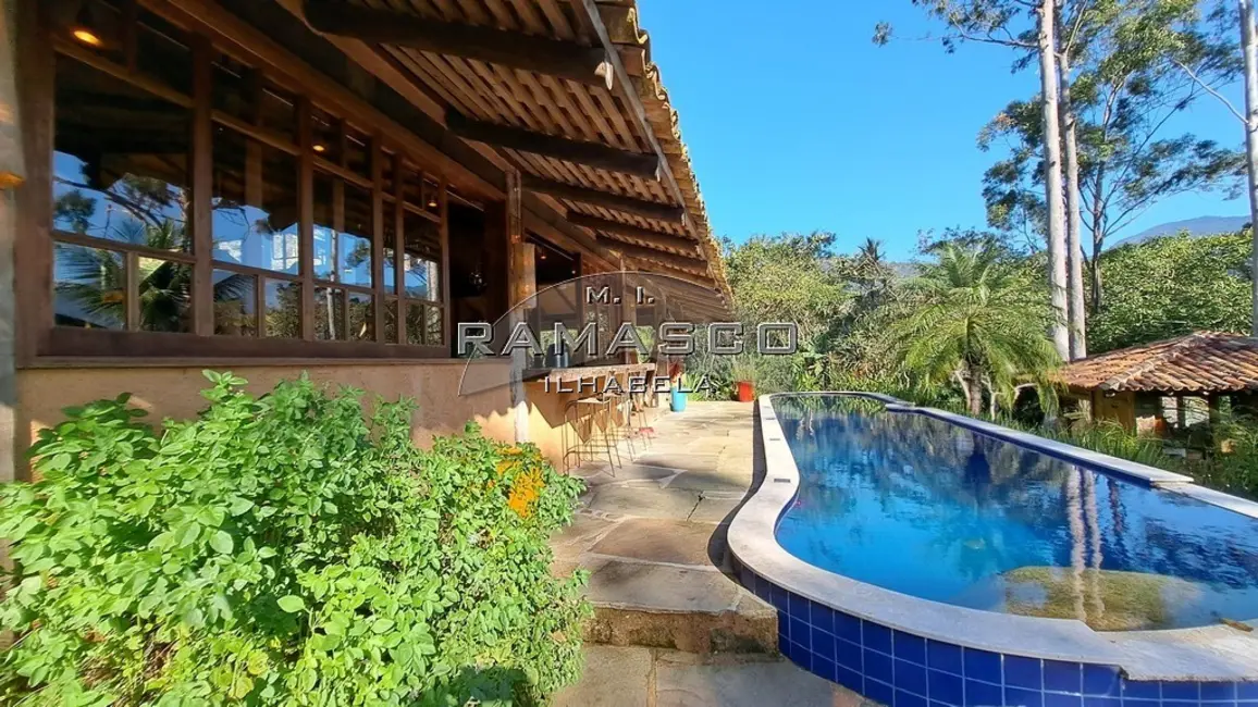 Foto 2 de Casa com 4 quartos à venda e para alugar, 636m2 em Ilhabela - SP