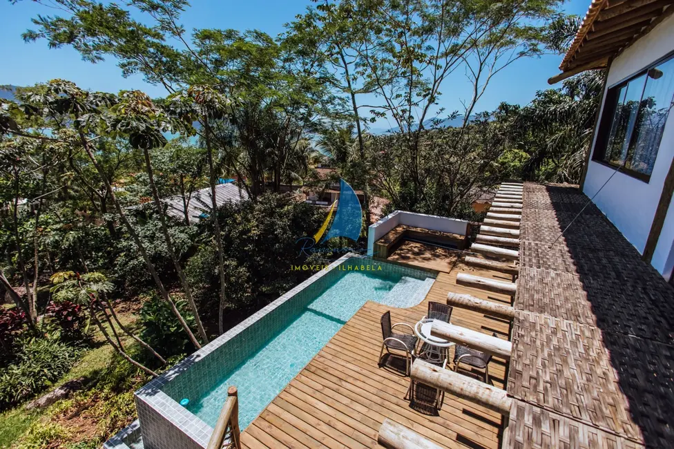Foto 7 de Casa de Condomínio com 4 quartos à venda, 235m2 em Ilhabela - SP