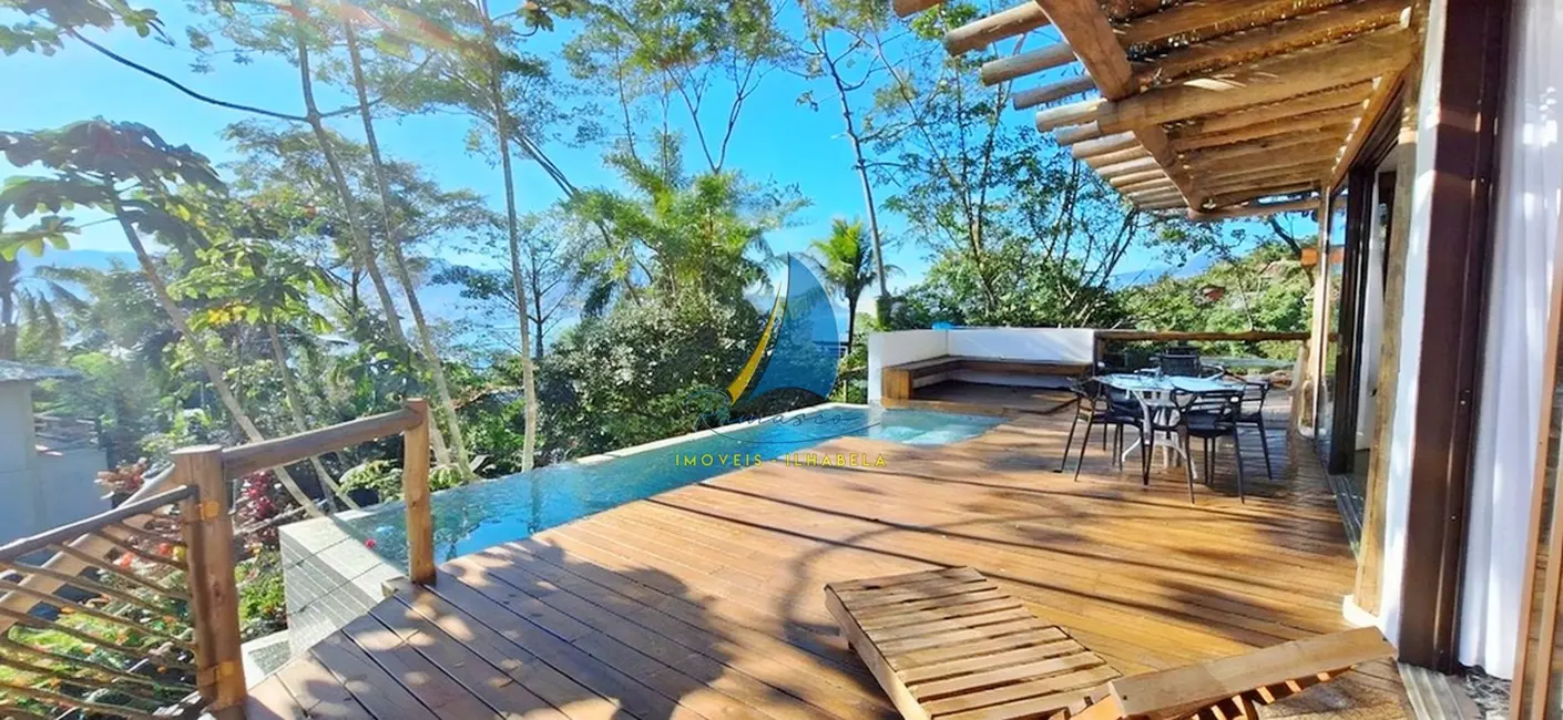 Foto 2 de Casa de Condomínio com 4 quartos à venda, 235m2 em Ilhabela - SP