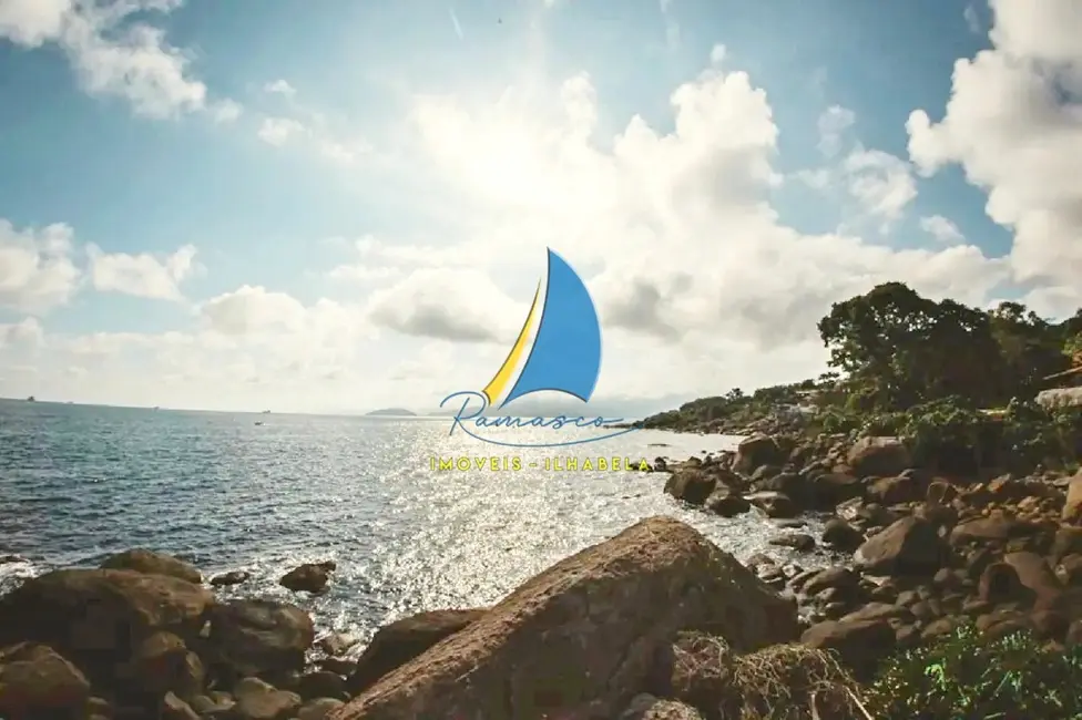 Foto 3 de Casa de Condomínio com 3 quartos à venda, 185m2 em Ilhabela - SP