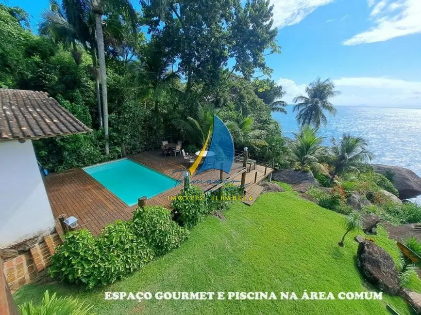 Foto 3 de Casa de Condomínio com 2 quartos à venda, 150m2 em Ilhabela - SP