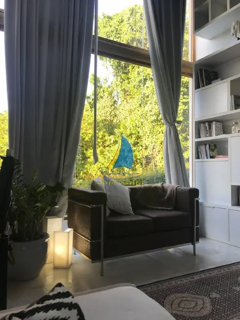 Foto 8 de Casa de Condomínio com 2 quartos à venda, 150m2 em Ilhabela - SP