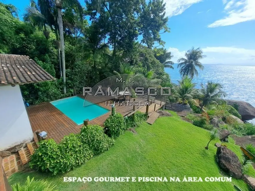 Foto 1 de Casa de Condomínio com 2 quartos à venda, 150m2 em Ilhabela - SP