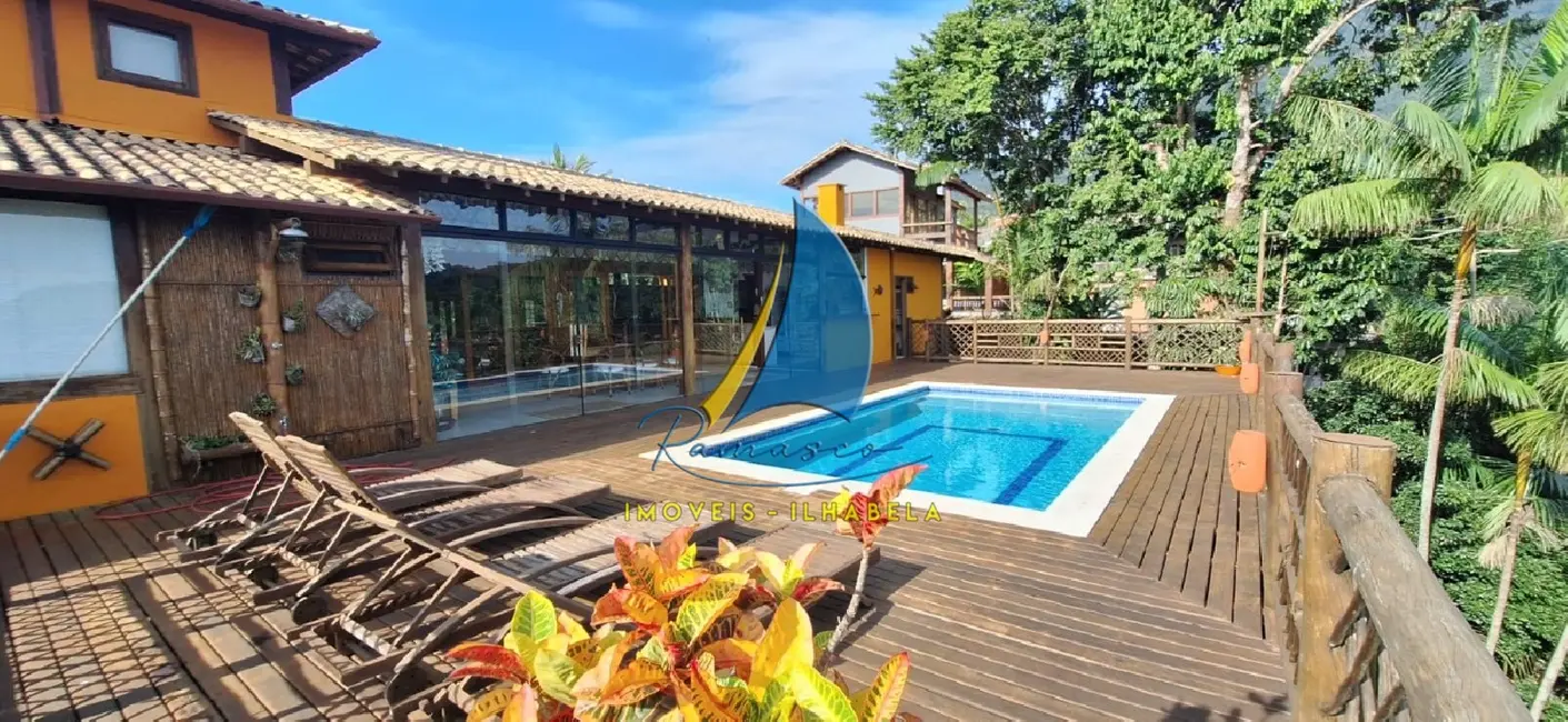 Foto 3 de Casa de Condomínio com 6 quartos à venda, 317m2 em Ilhabela - SP