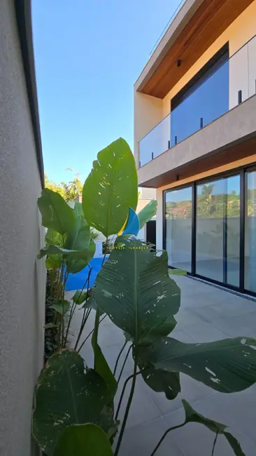 Foto 6 de Casa de Condomínio com 4 quartos à venda, 312m2 em Ilhabela - SP