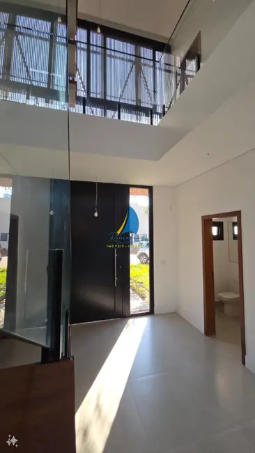 Foto 8 de Casa de Condomínio com 4 quartos à venda, 312m2 em Ilhabela - SP