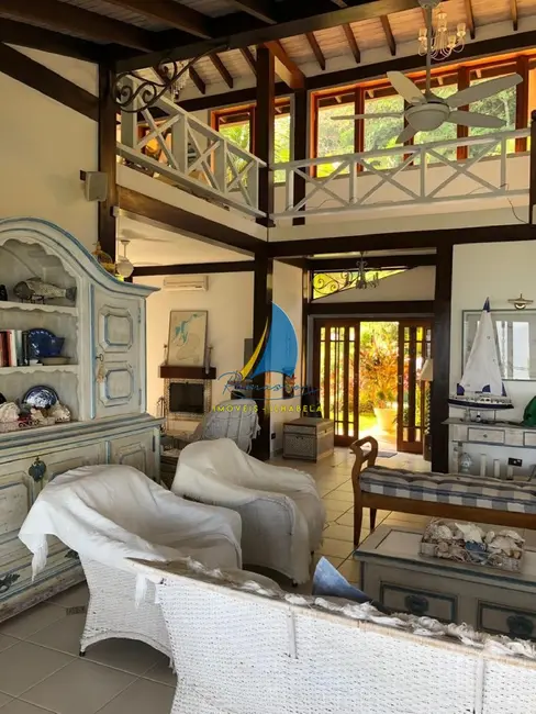 Foto 9 de Casa com 9 quartos à venda, 822m2 em Ilhabela - SP