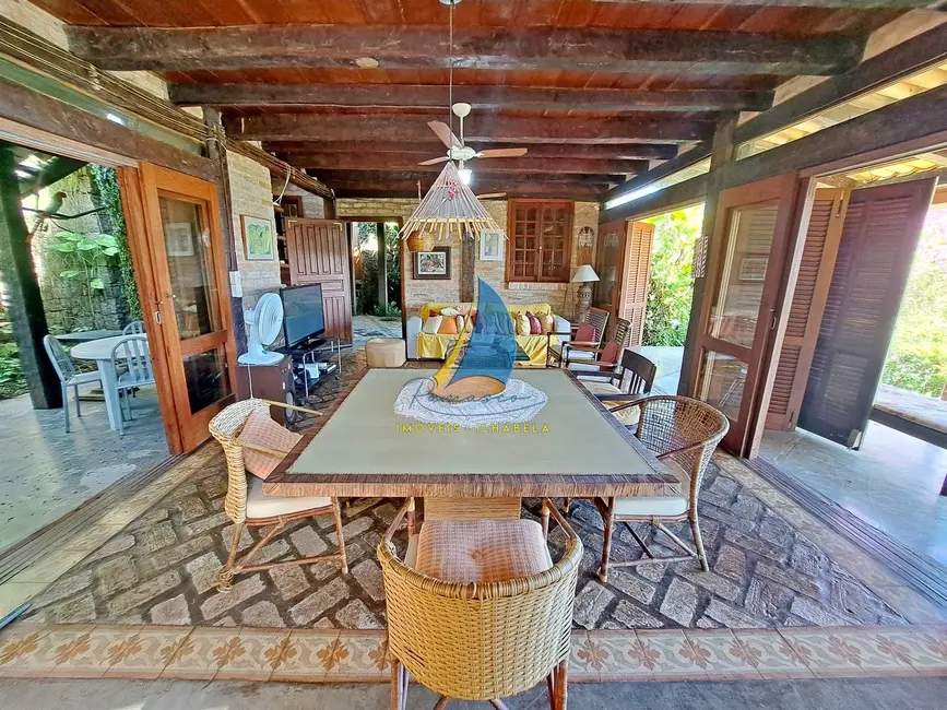 Casa com 3 quartos à venda, 312m2 em Ilhabela - SP - imagem 3 Foto 3 de Casa com 3 quartos à venda, 312m2 em Ilhabela - SP