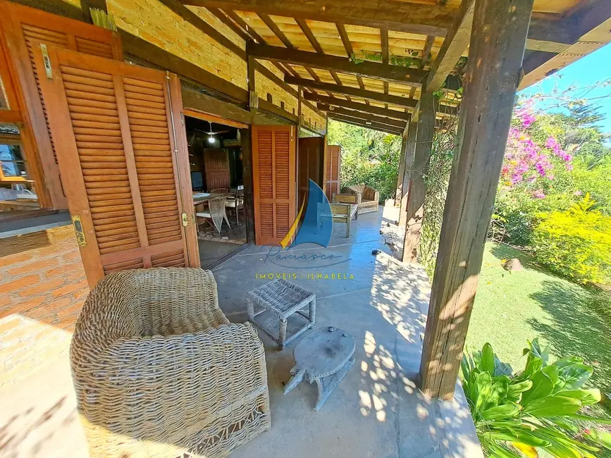 Casa com 3 quartos à venda, 312m2 em Ilhabela - SP - imagem 4 Foto 4 de Casa com 3 quartos à venda, 312m2 em Ilhabela - SP