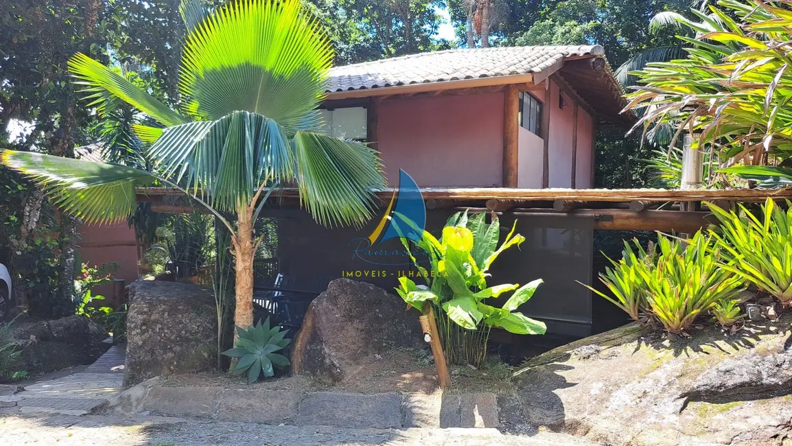 Casa de Condomínio com 3 quartos à venda, 110m2 em Ilhabela - SP - imagem 3 Foto 3 de Casa de Condomínio com 3 quartos à venda, 110m2 em Ilhabela - SP