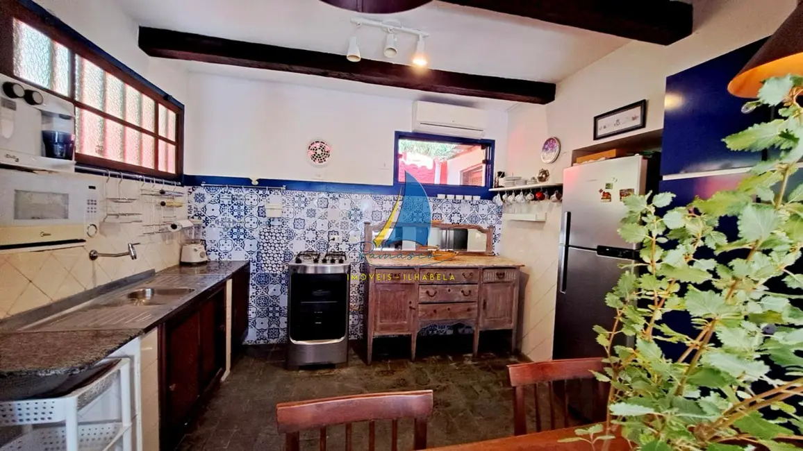 Foto 9 de Casa com 2 quartos à venda, 119m2 em Ilhabela - SP
