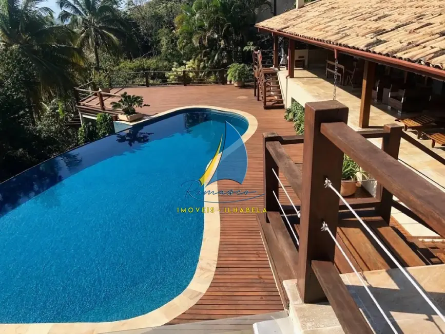 Casa com 5 quartos à venda, 500m2 em Ilhabela - SP - imagem 3 Foto 3 de Casa com 5 quartos à venda, 500m2 em Ilhabela - SP