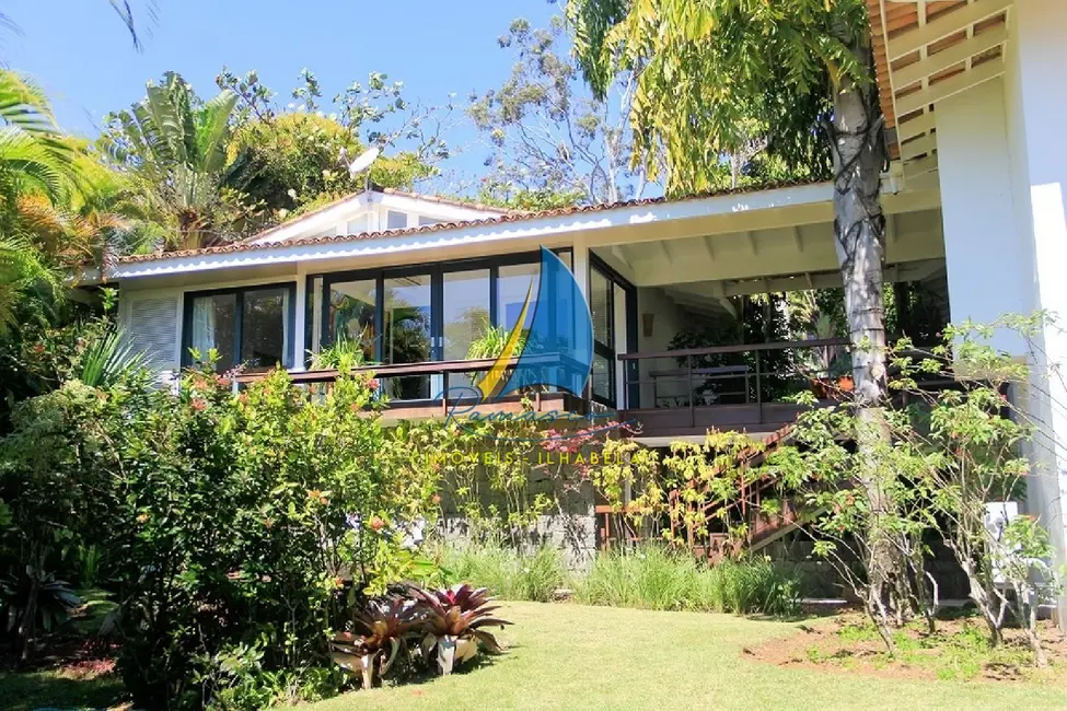 Foto 2 de Casa de Condomínio com 3 quartos à venda, 600m2 em Ilhabela - SP