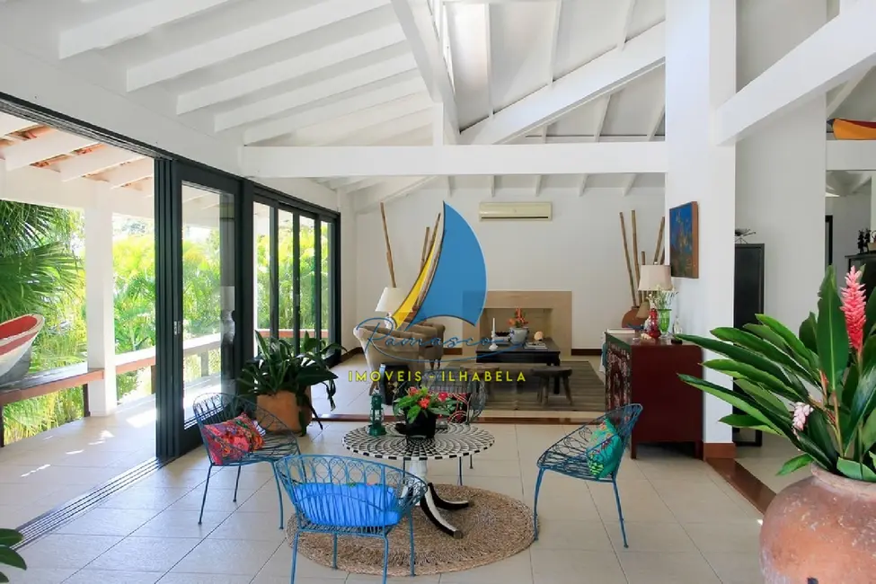 Foto 5 de Casa de Condomínio com 3 quartos à venda, 600m2 em Ilhabela - SP