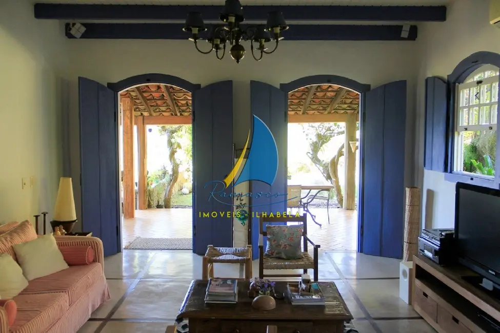 Foto 6 de Casa com 3 quartos à venda, 254m2 em Ilhabela - SP