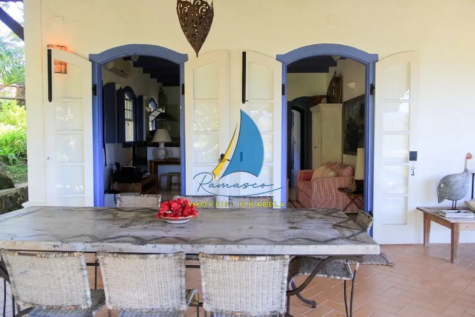 Foto 9 de Casa com 3 quartos à venda, 254m2 em Ilhabela - SP