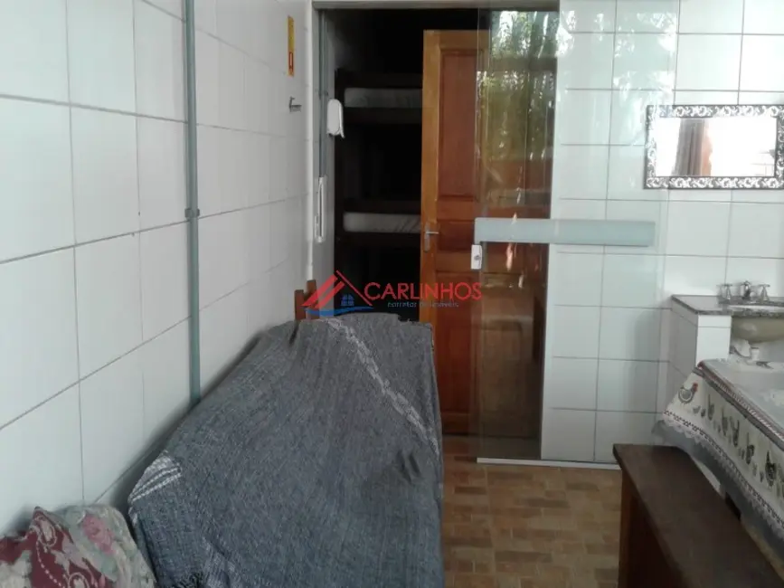 Foto 8 de Casa com 10 quartos à venda, 250m2 em Centro, Guaratuba - PR