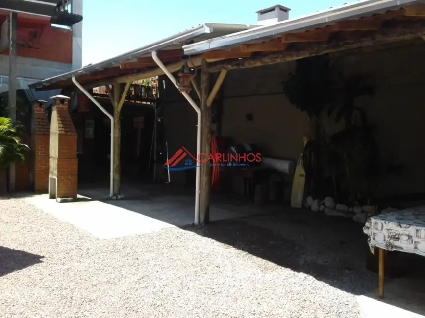 Foto 5 de Casa com 10 quartos à venda, 250m2 em Centro, Guaratuba - PR