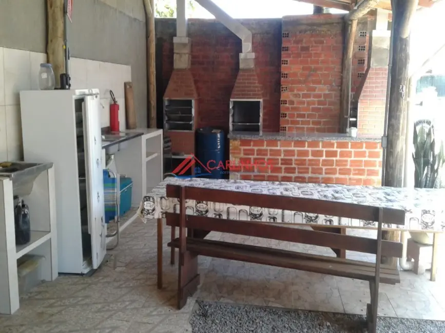 Foto 3 de Casa com 10 quartos à venda, 250m2 em Centro, Guaratuba - PR