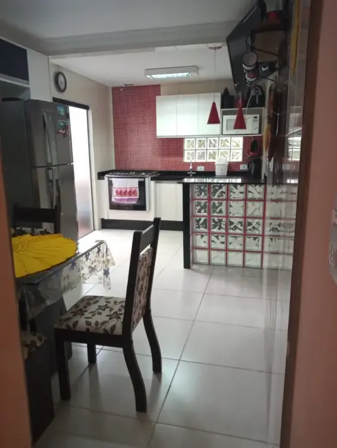 Foto 5 de Casa com 3 quartos à venda, 95m2 em Uvaranas, Ponta Grossa - PR